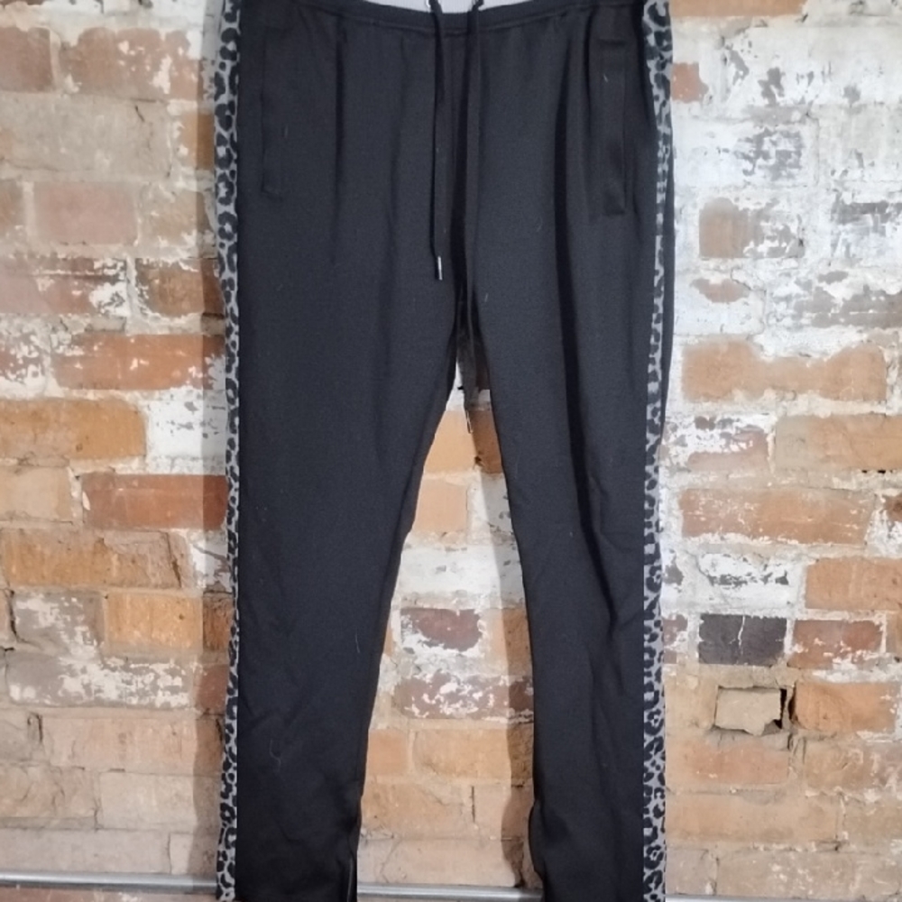 Screenshot Women's Black Jogger Pants with Gray Leopard Side Stripe